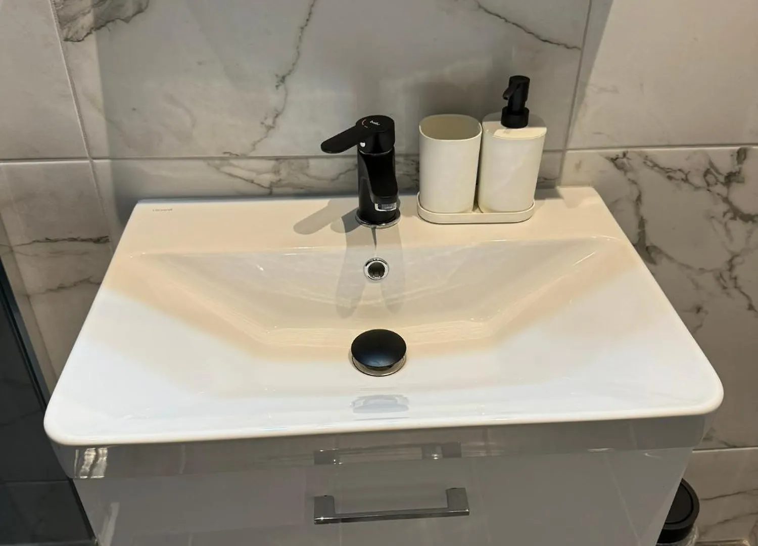 Mano Studios Budapest II 0*,
